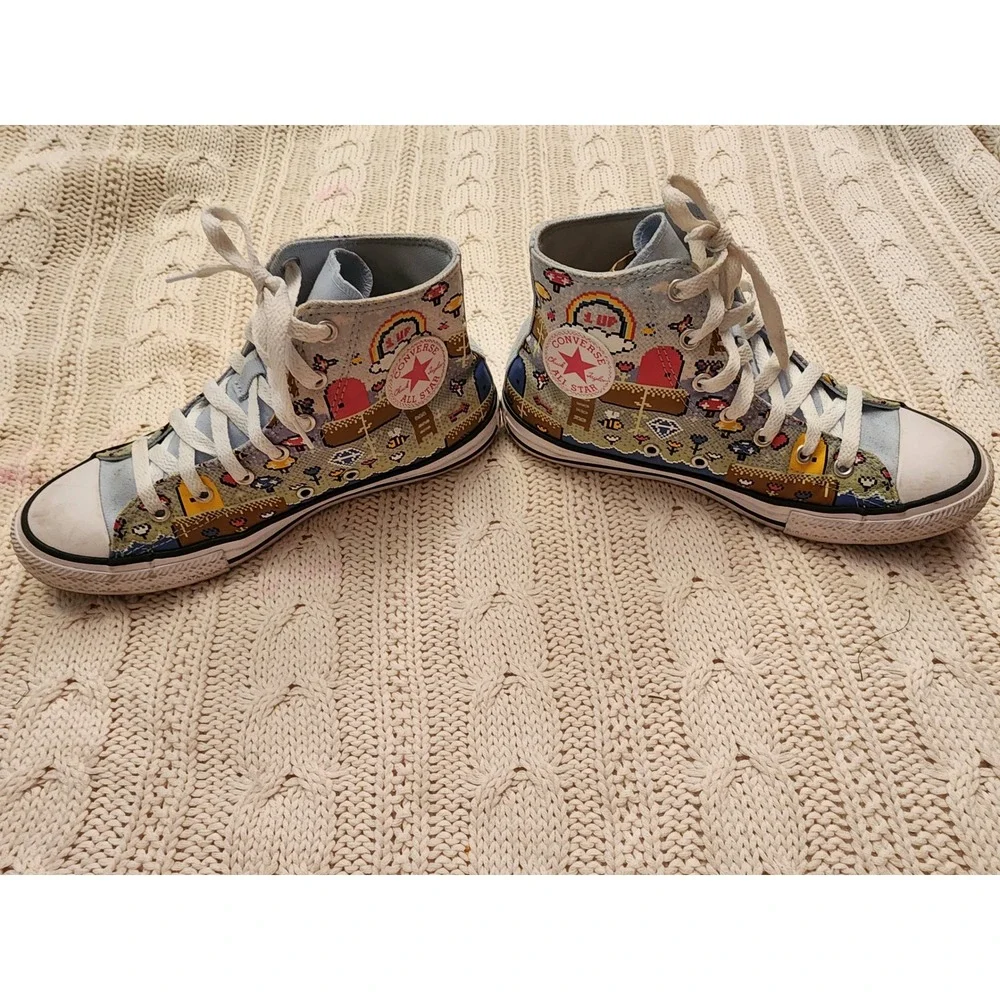 Converse Chuck Taylor All Star Gamer Pixel Hi Top US Junior 5 / Women's 6.5